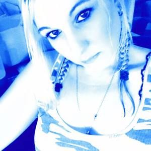 Meet your Posher, Leslie